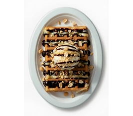 Венские вафли с мороженым image